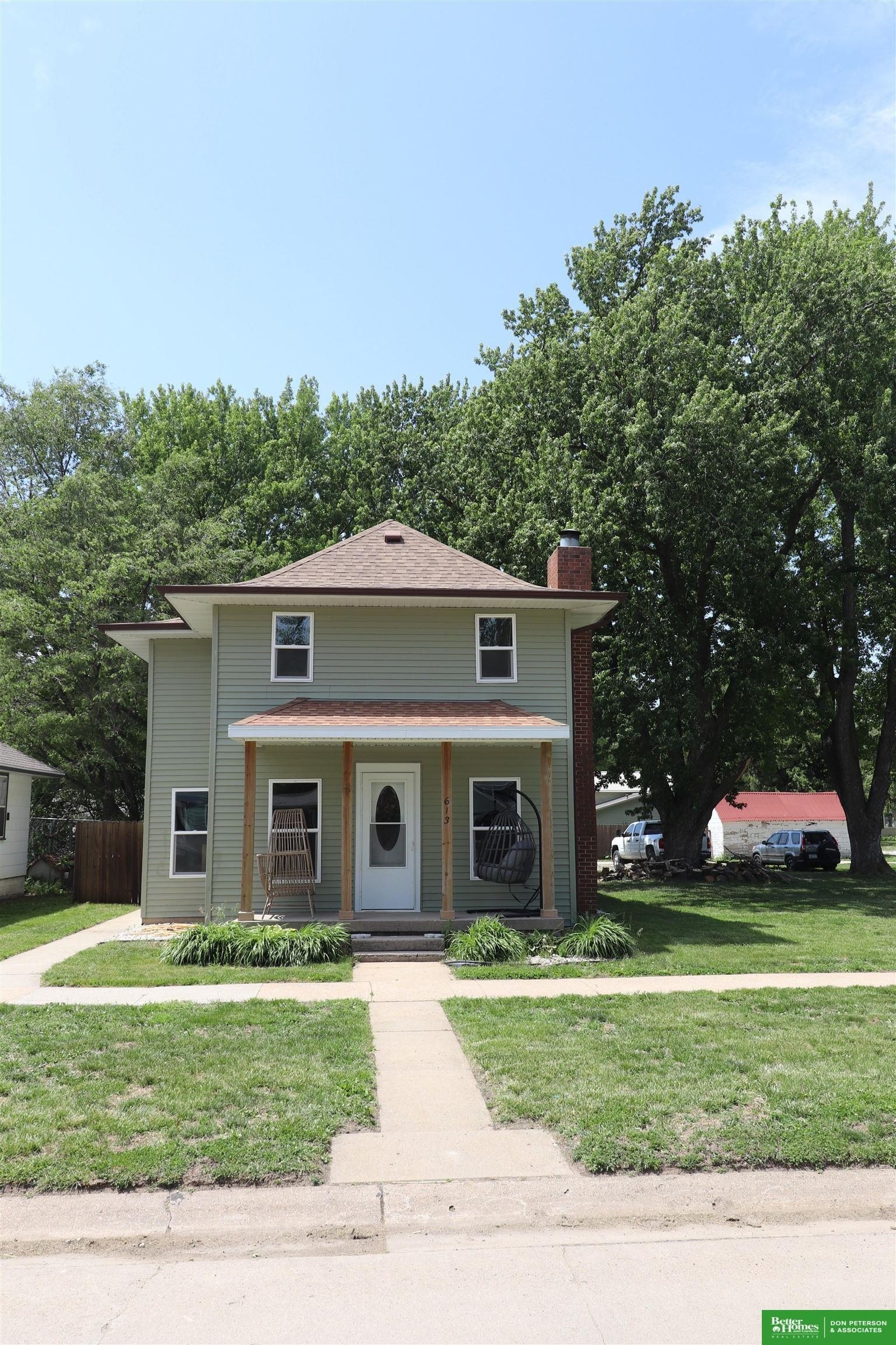 Single Family 4BR 2BA - 613 Main Street, Scribner, NE
