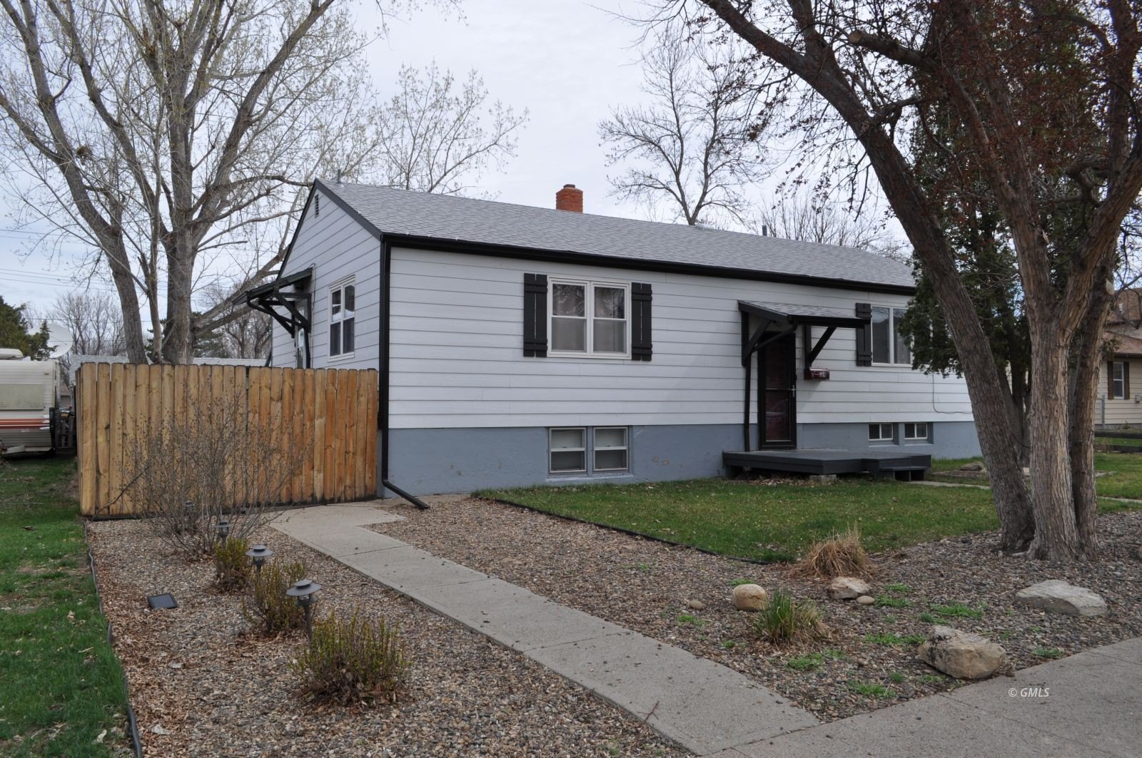 Single Family 3BR 2BA - 509 Snyder, Glendive, MT