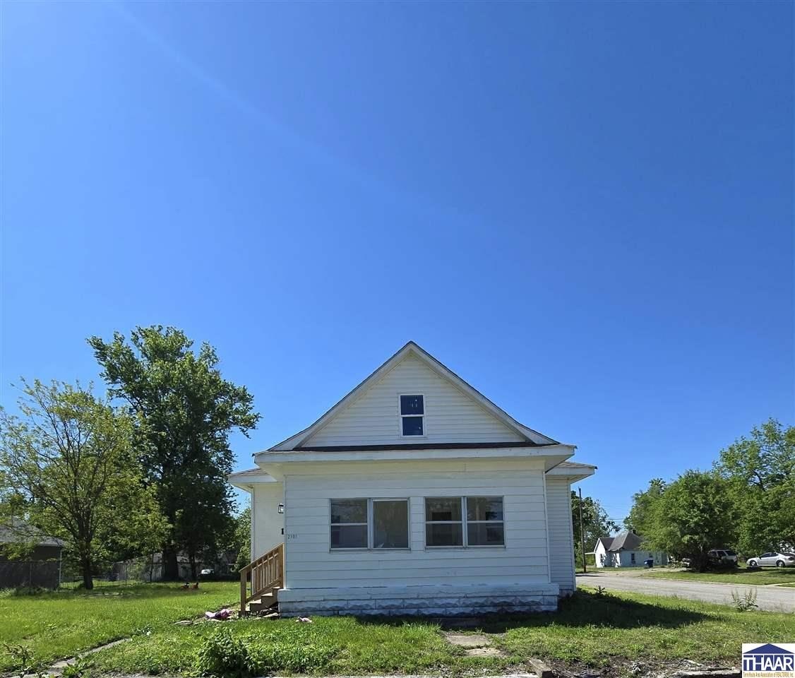 Single Family 4BR 1BA - 2101 Buckeye Street, Terre Haute, IN