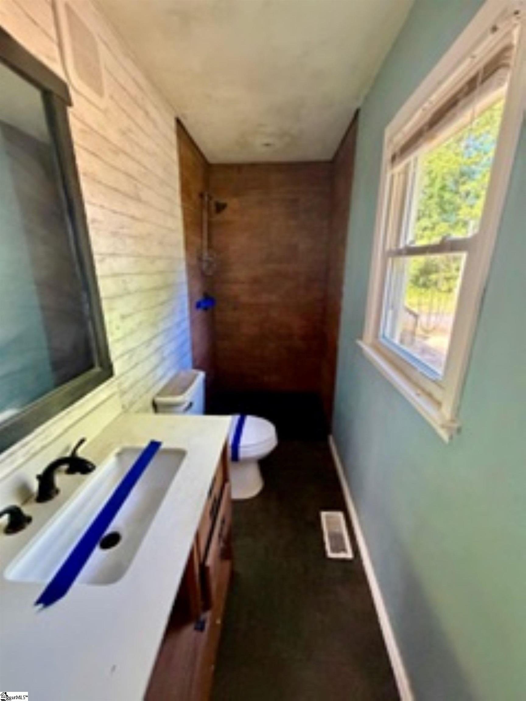 Single Family 3BR 2BA - 132 Brannon Circle, Inman, SC