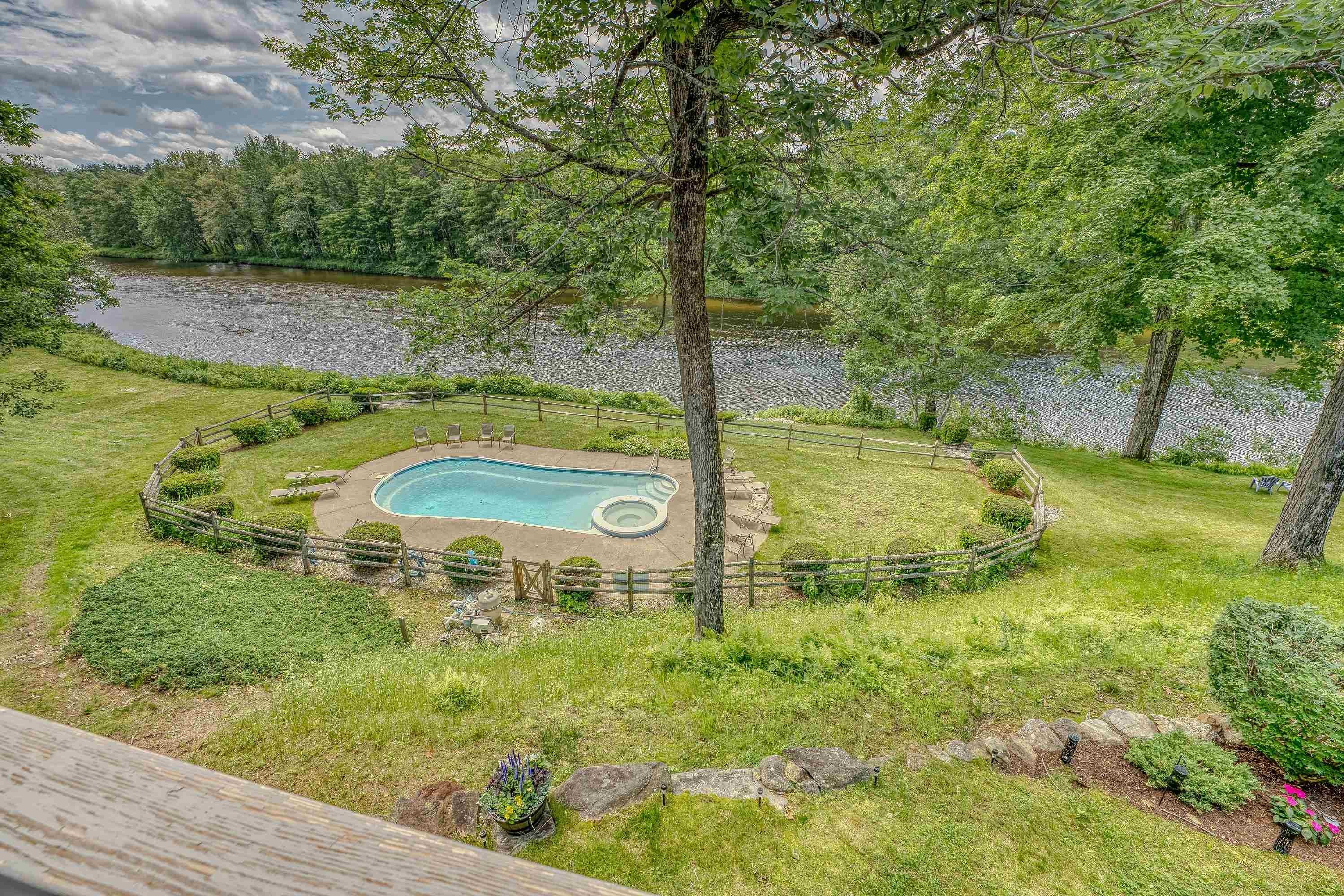 55 Mountain Riv Ave  