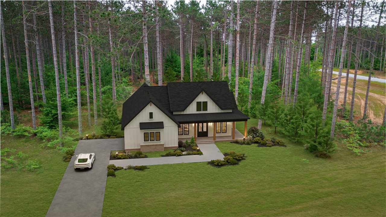 Single Family 3BR 2BA - 1508 Cascade Trail, Traverse City, MI
