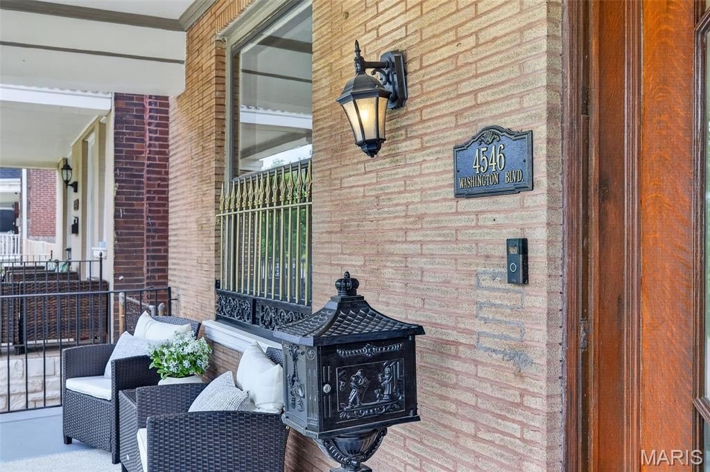 Single Family 5BR 4BA - 4546 Washington Boulevard, St Louis, MO