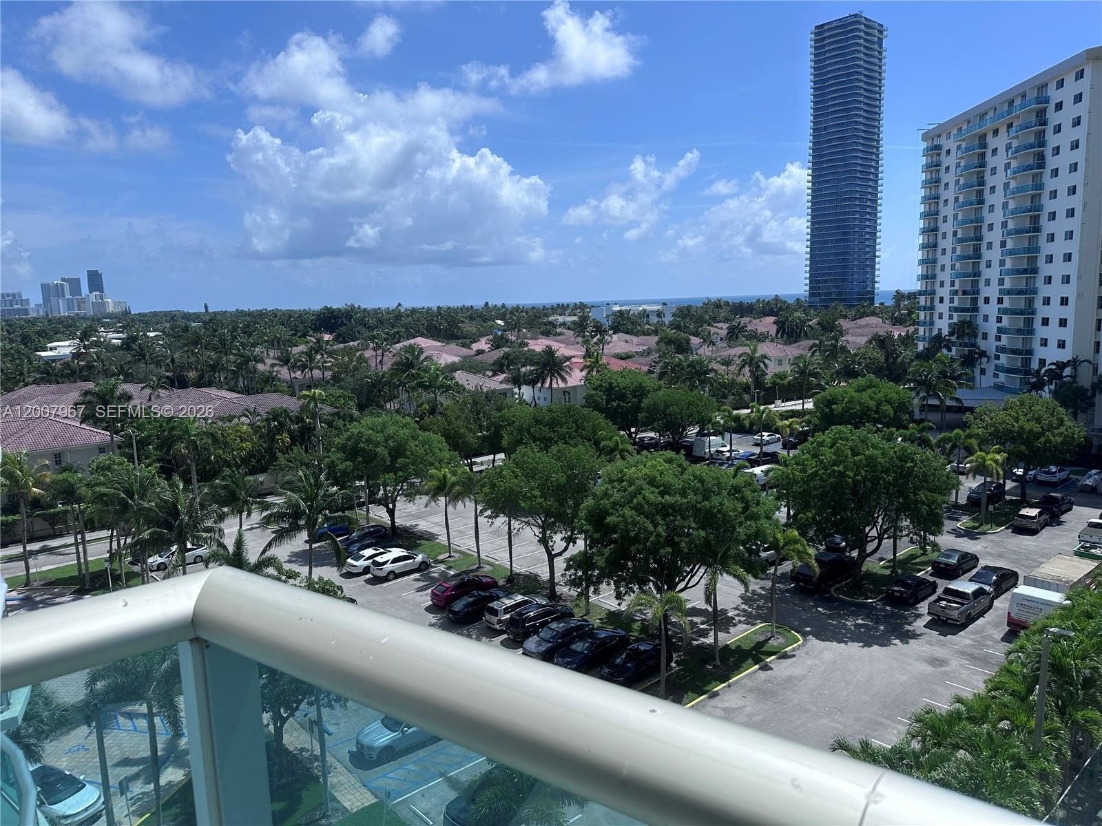 Condo 1BR 1BA - 19380 Collins Ave, Sunny Isles Beach, FL