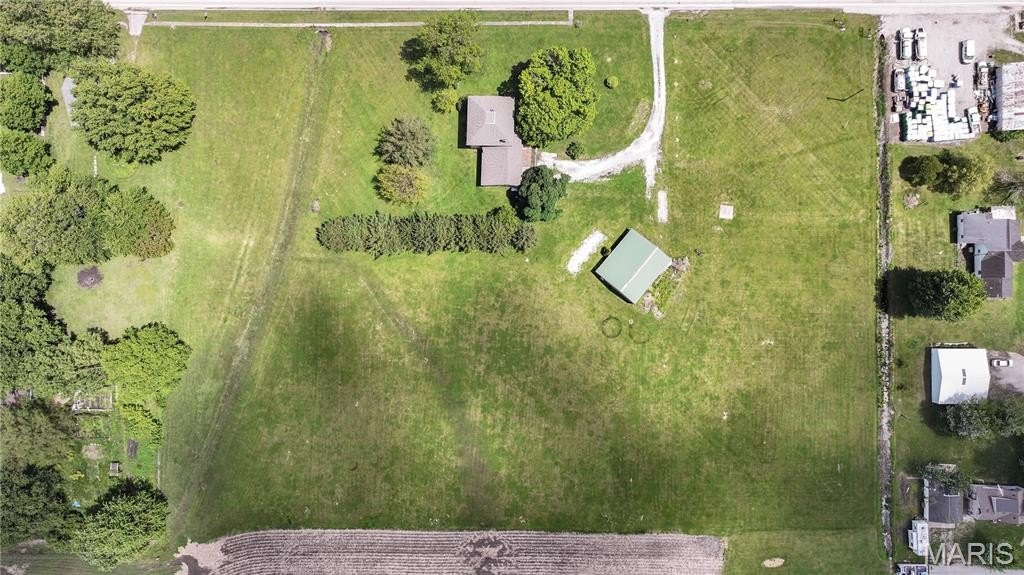 Single Family 5BR 2BA - 115 N Main Street, Modesto, IL