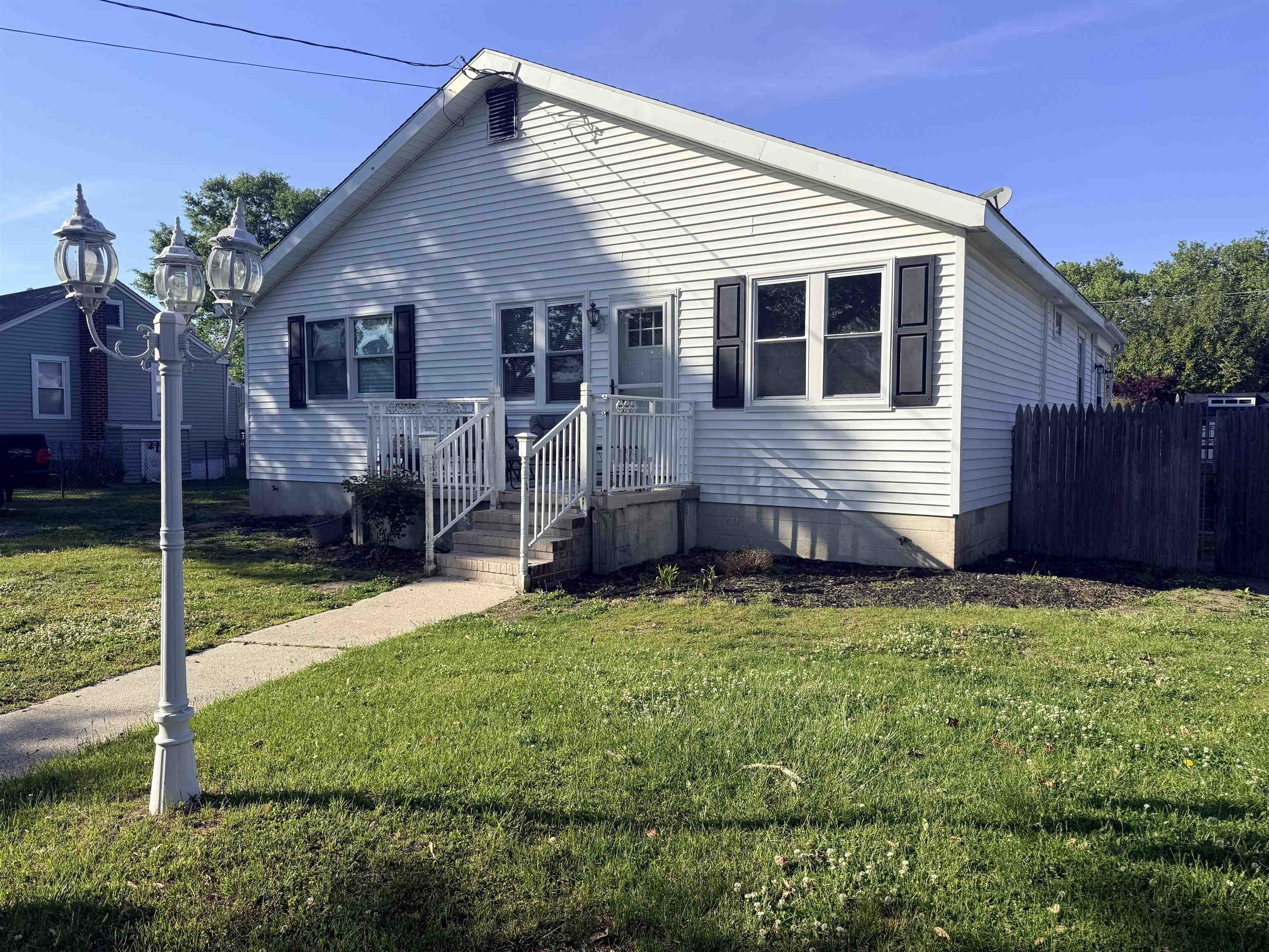 Single Family 4BR 3BA - 110 Bucknell Avenue, Del Haven, NJ