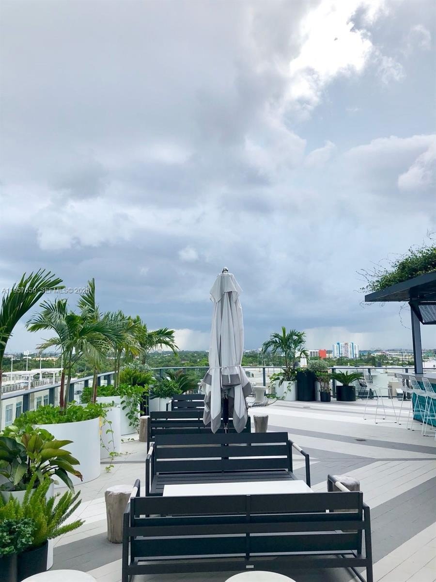 Condo 2BR 2BA - 121 NE 34th St, Miami, FL