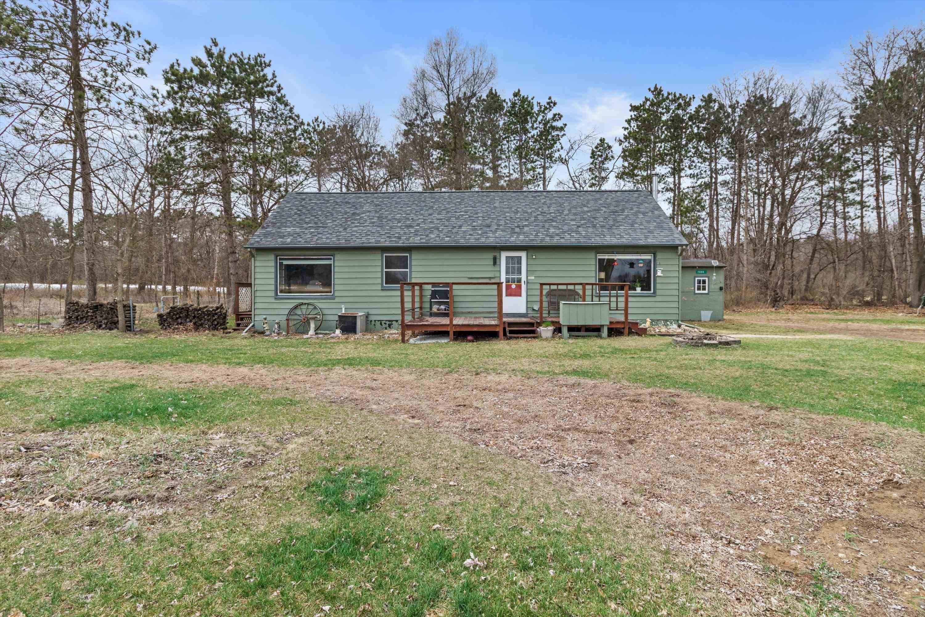 Single Family 2BR 1BA - 7096 County Road H, Arena, WI