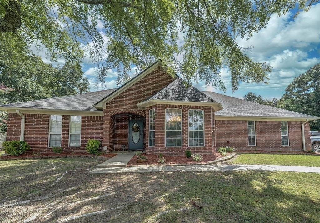 Single Family 3BR 2BA - 204 Boulder Ridger Cir, Texarkana, AR