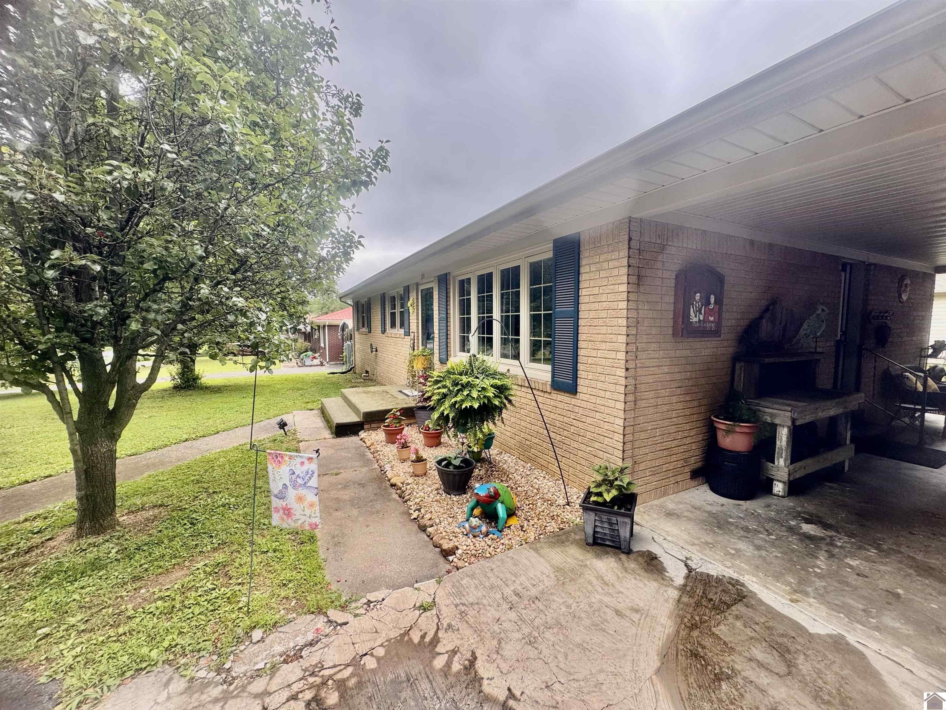 Other 3BR 1BA - 313 LINDEN AVE, Eddyville, KY