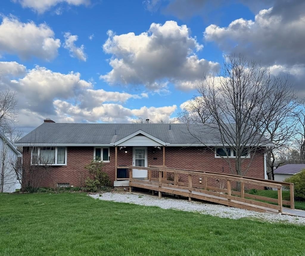 Single Family 3BR 2BA - 1091 Larchwood Road, Mansfield, OH