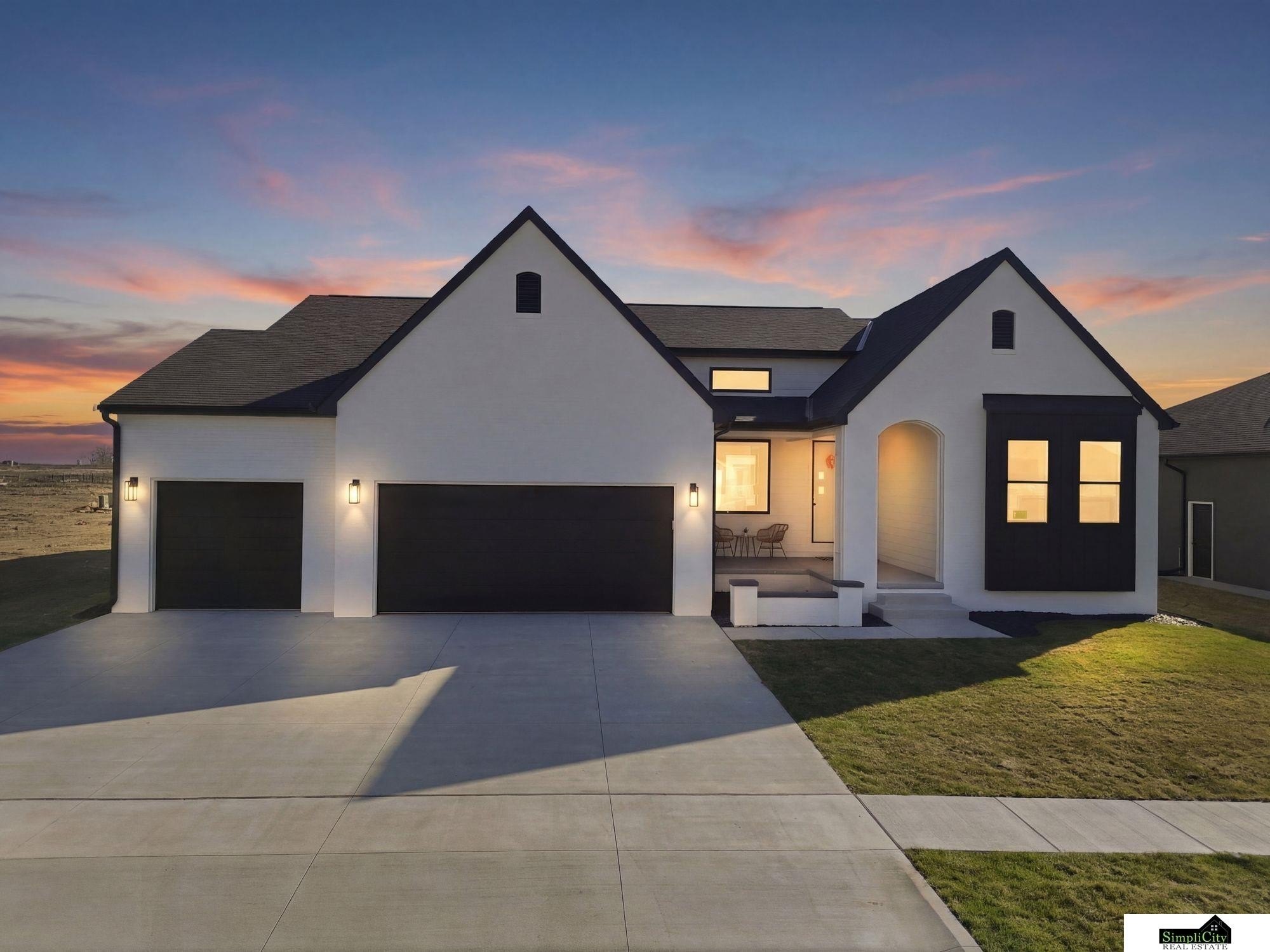 Single Family 5BR 3BA - 8811 Dragonfly Lane, Lincoln, NE