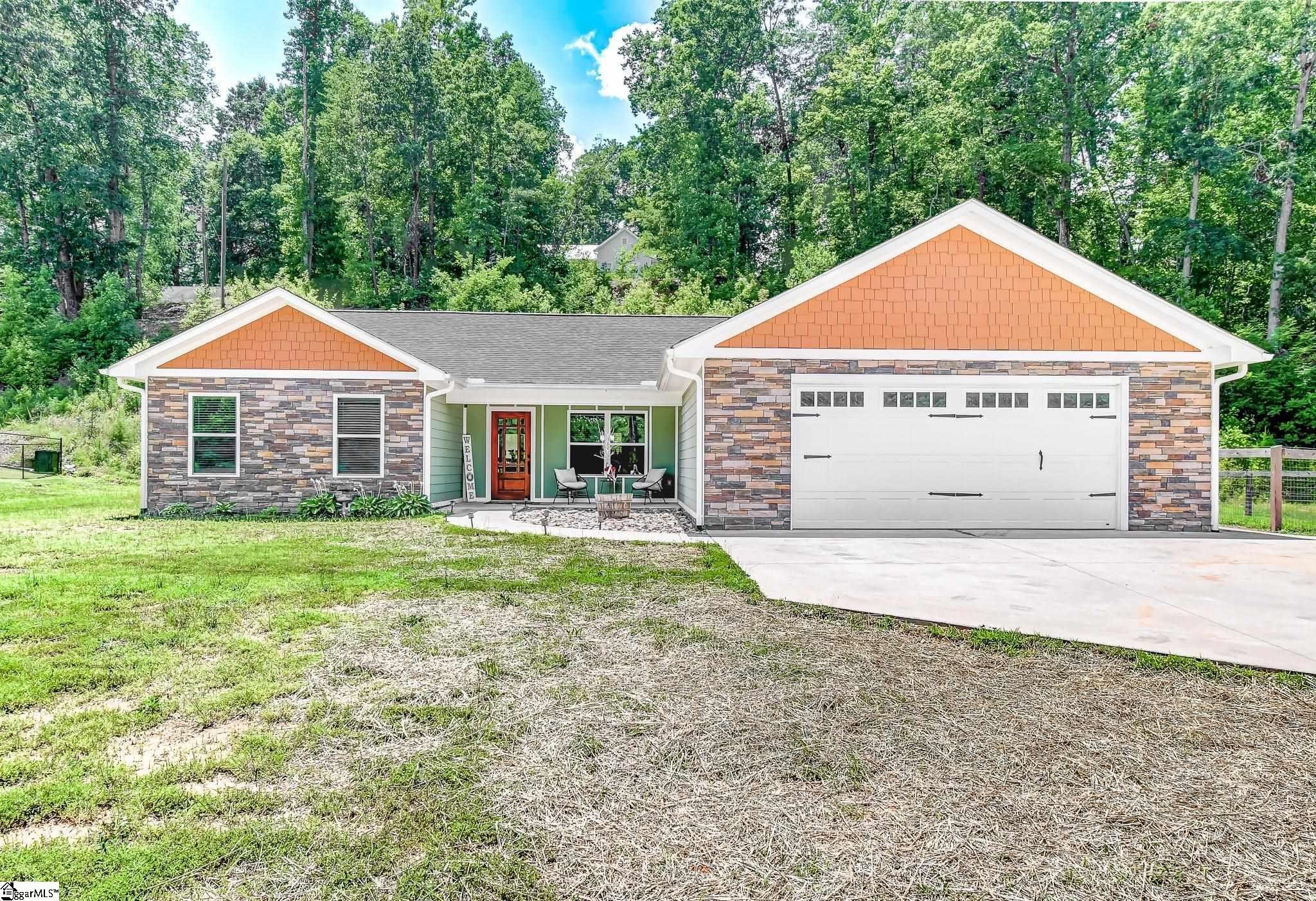 Single Family 3BR 3BA - 115 Albert Street, Landrum, SC