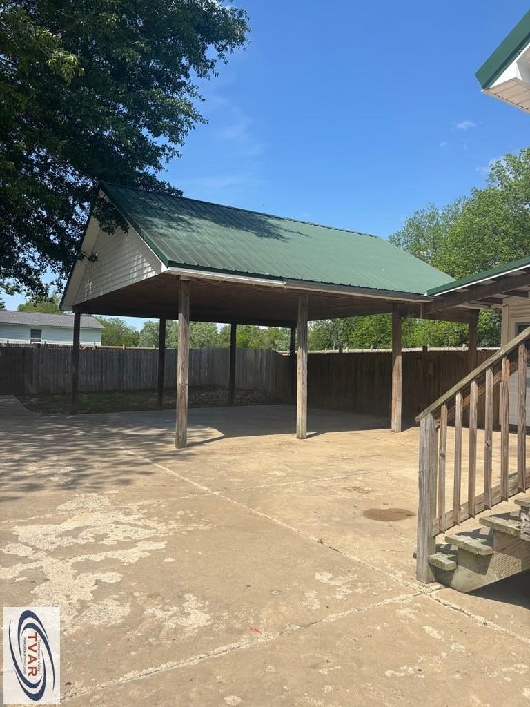 Single Family 4BR 2BA - 508 W. Main Street, GLEASON, TN