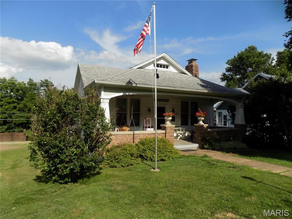 Single Family 2BR 2BA - 221 N Shepherd Street, Ironton, MO