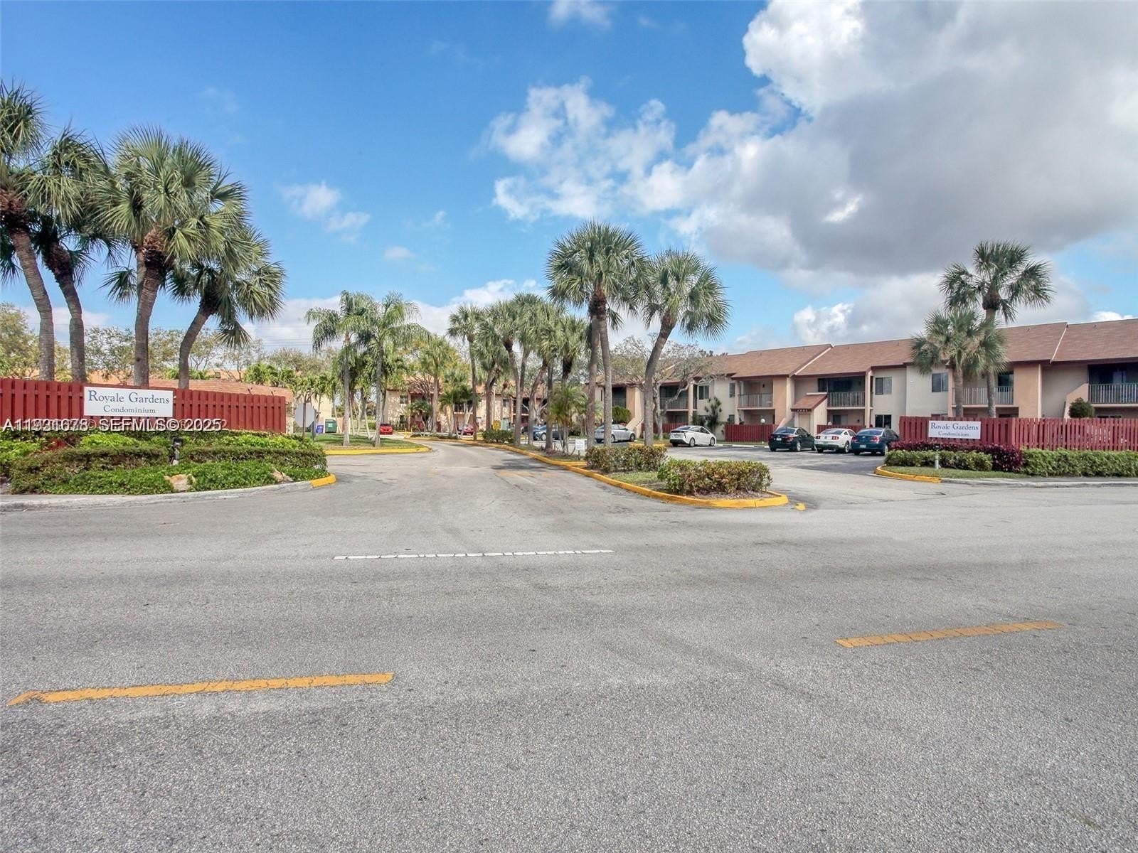 Condo 2BR 2BA - 8041 Southgate Blvd, North Lauderdale, FL