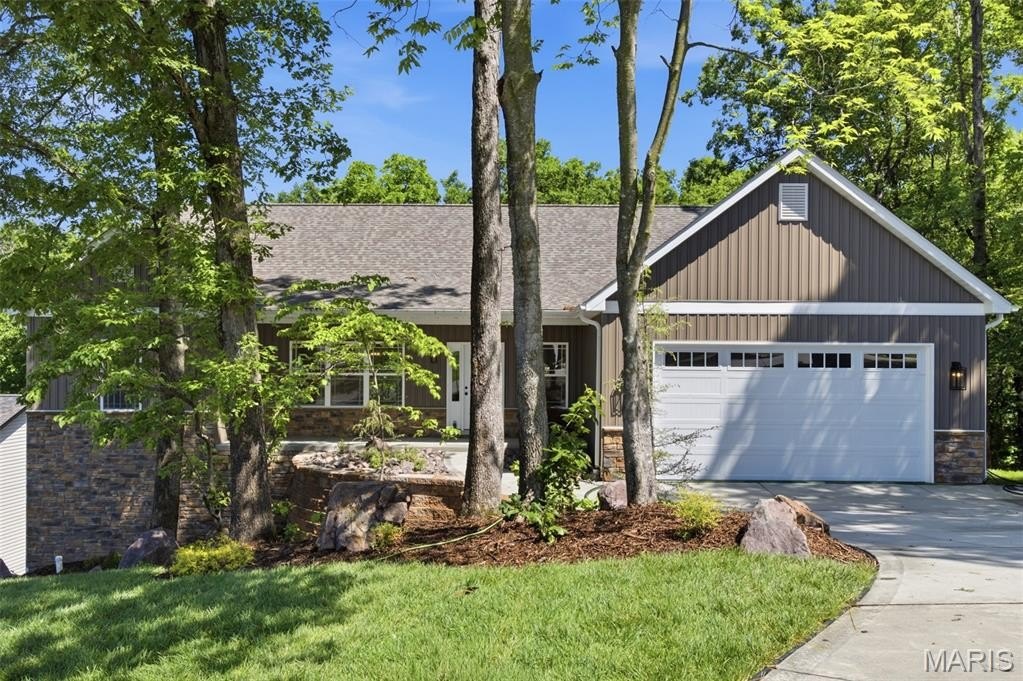 Single Family 3BR 3BA - 658 Mahogany Drive, Foristell, MO