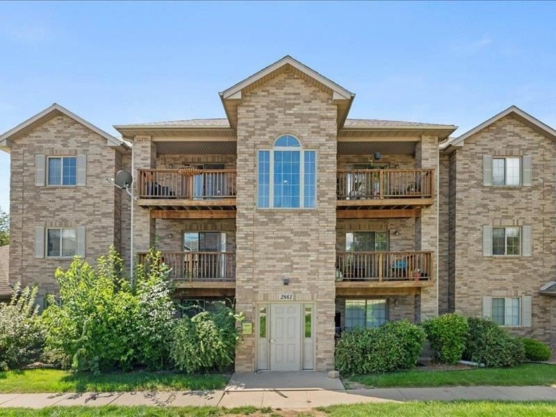 Condo 2BR 1BA - 2861 Coral Ct, Coralville, IA