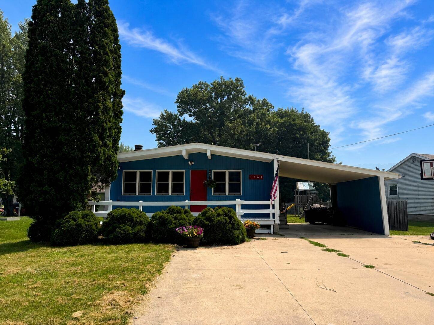 Other 3BR 2BA - 1761 Allison Park Dr, Richland Center, WI