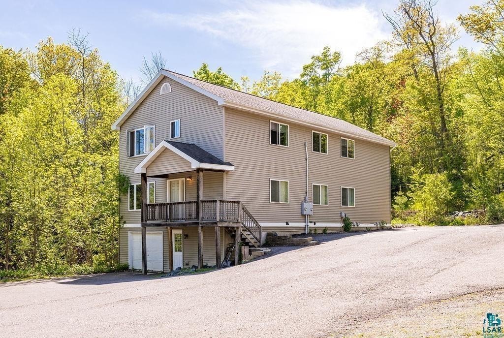 Duplex 10BR 4BA - 2417 Vermilion Rd, Duluth, MN