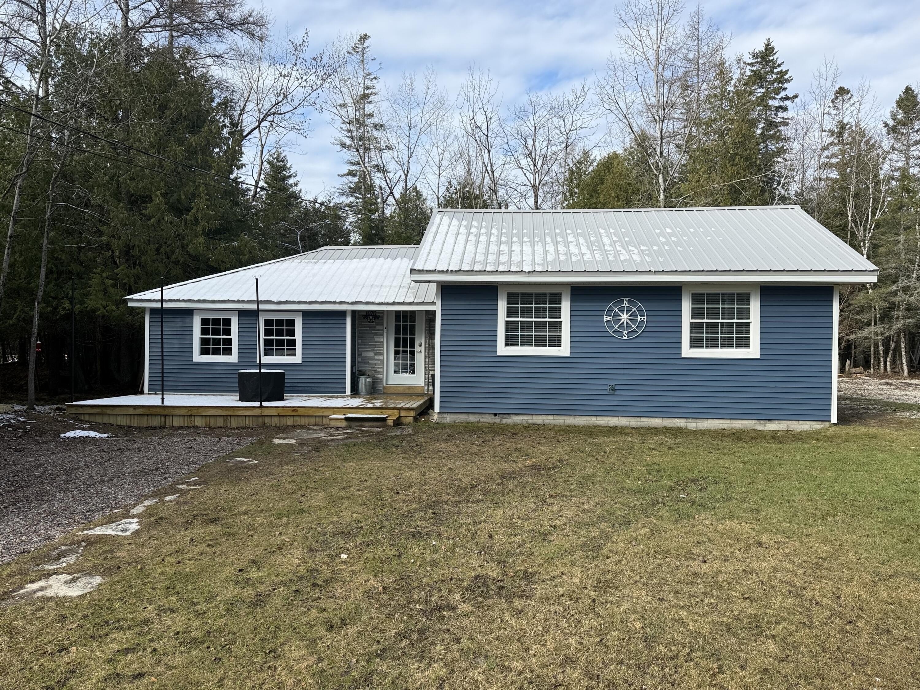 Single Family 2BR 1BA - 1070 S Islington RD, Cedarville, MI