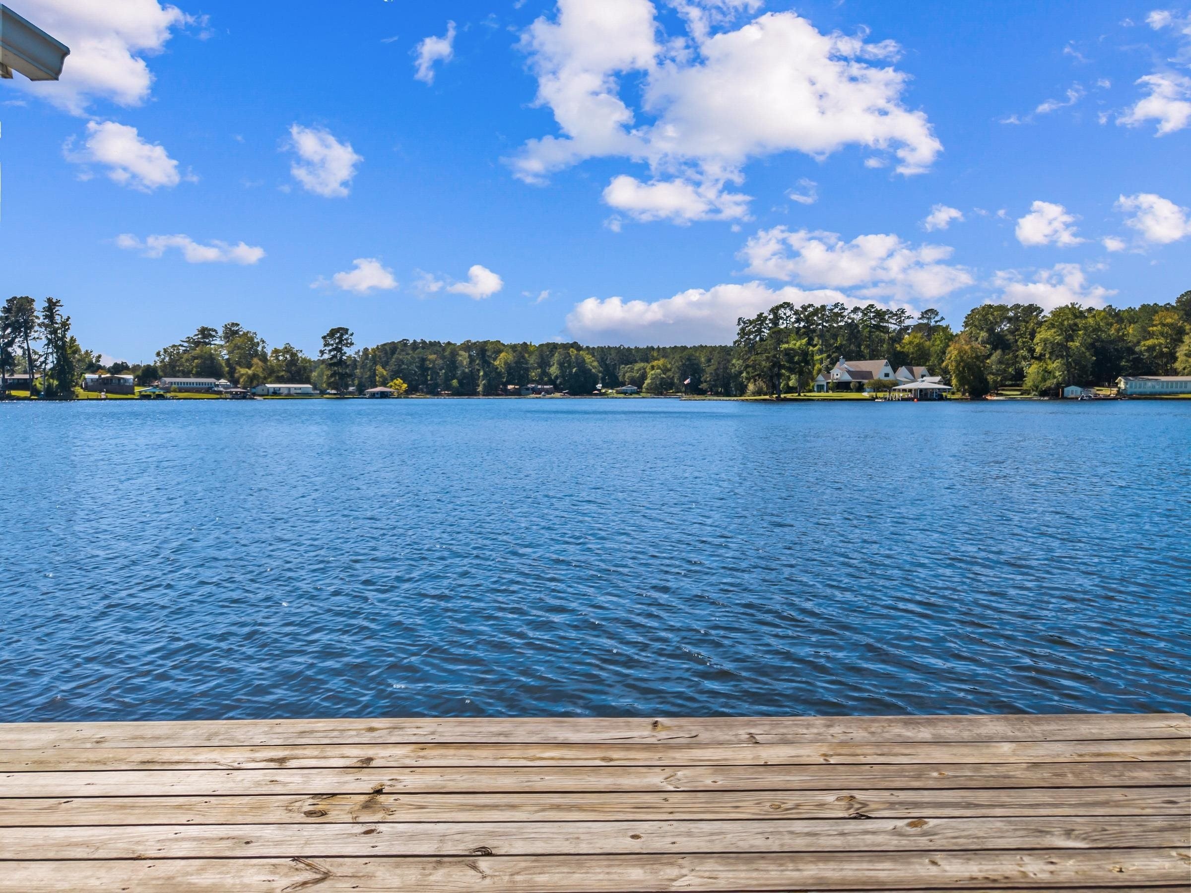 Single Family 4BR 6BA - 114 SINCLAIR LANE, Eatonton, GA