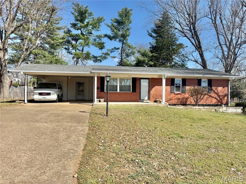 Single Family 3BR 3BA - 209 Aldergate Street, Farmington, MO