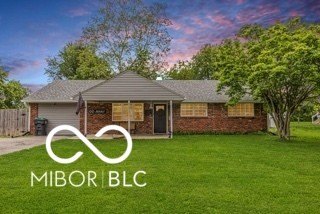 Single Family 3BR 2BA - 913 Sweetbriar Avenue, Whiteland, IN