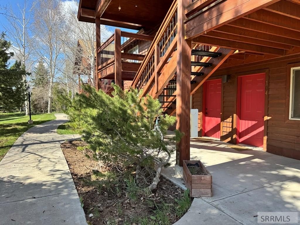 Single Family 1BR 1BA - 200 Homestead Road, Victor, ID