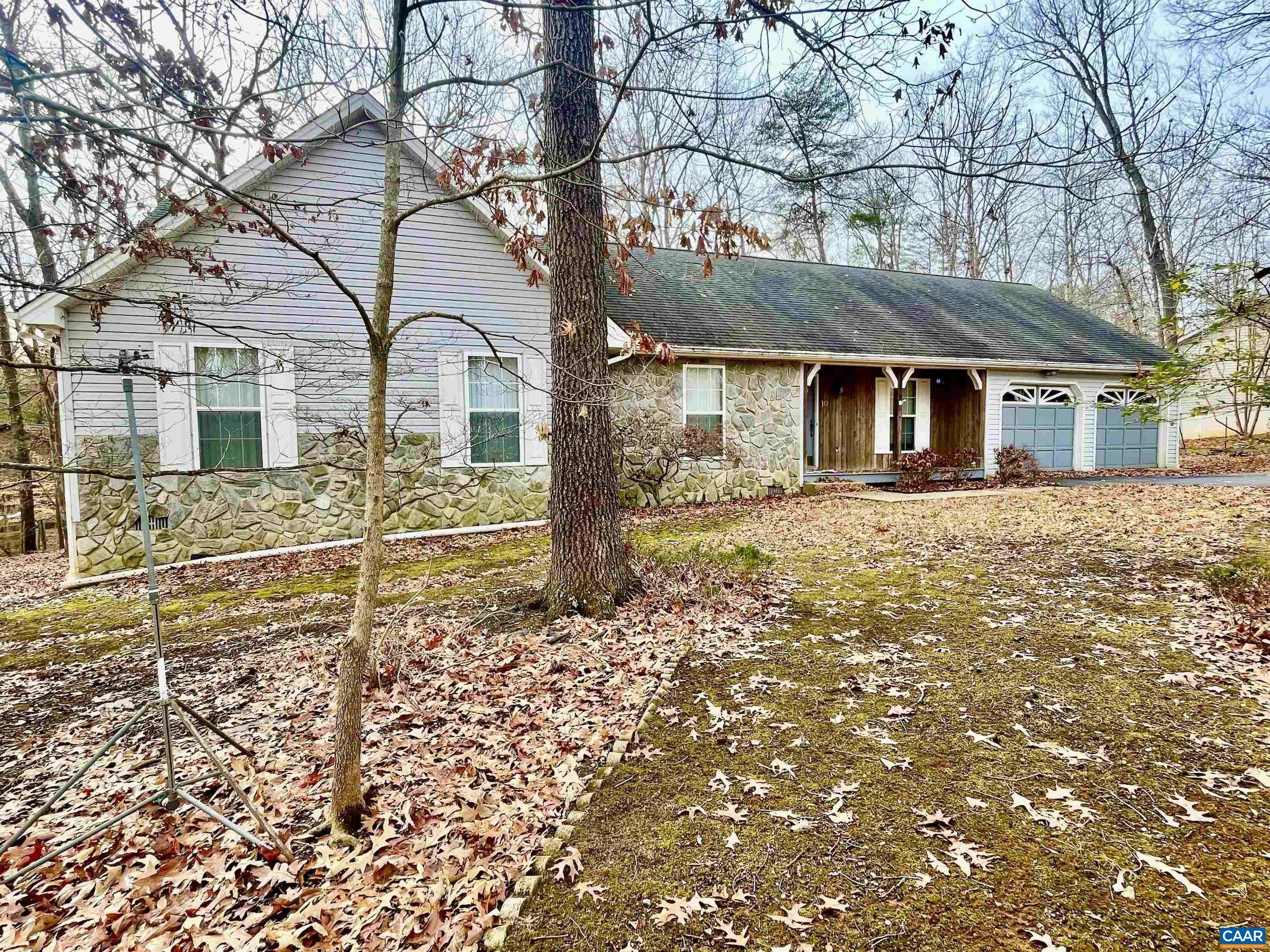Single Family 4BR 2BA - 10 BRIARWOOD RD, PALMYRA, VA