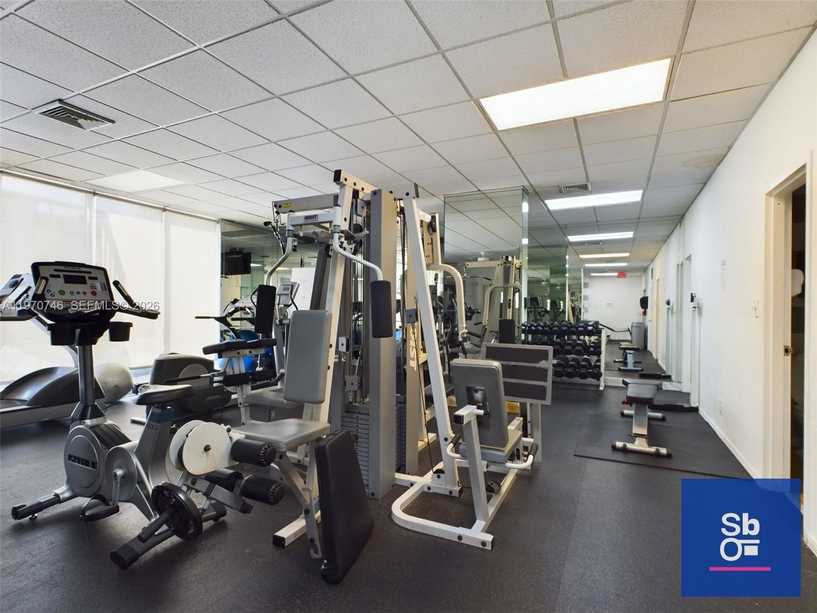 Condo 1BR 2BA - 2100 Sans Souci Blvd, North Miami, FL