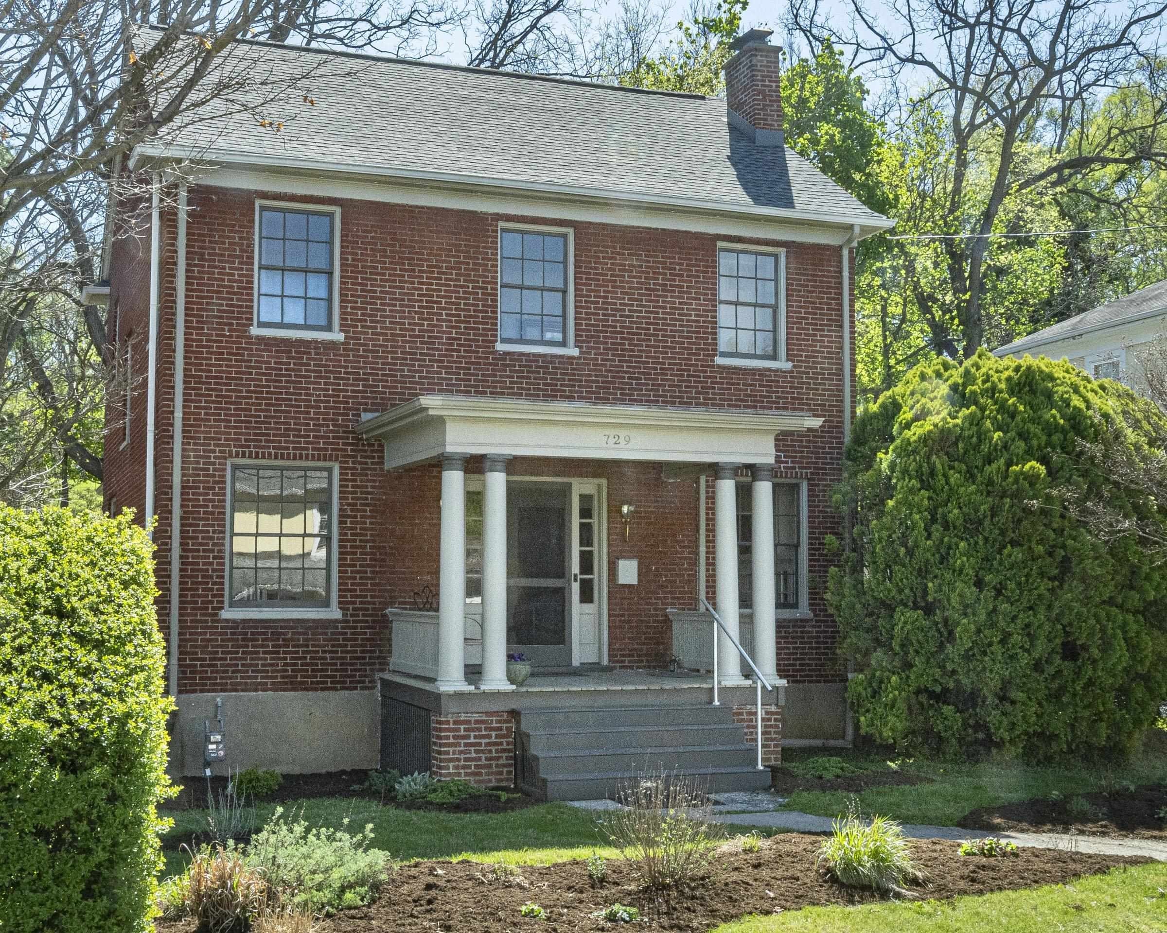 Single Family 4BR 3BA - 729 SELMA BLVD, STAUNTON, VA
