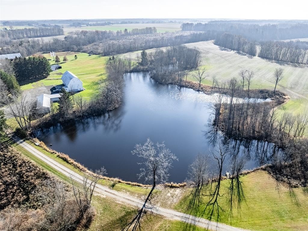 Single Family 4BR 2BA - 5951 State Route 303, Wakeman, OH