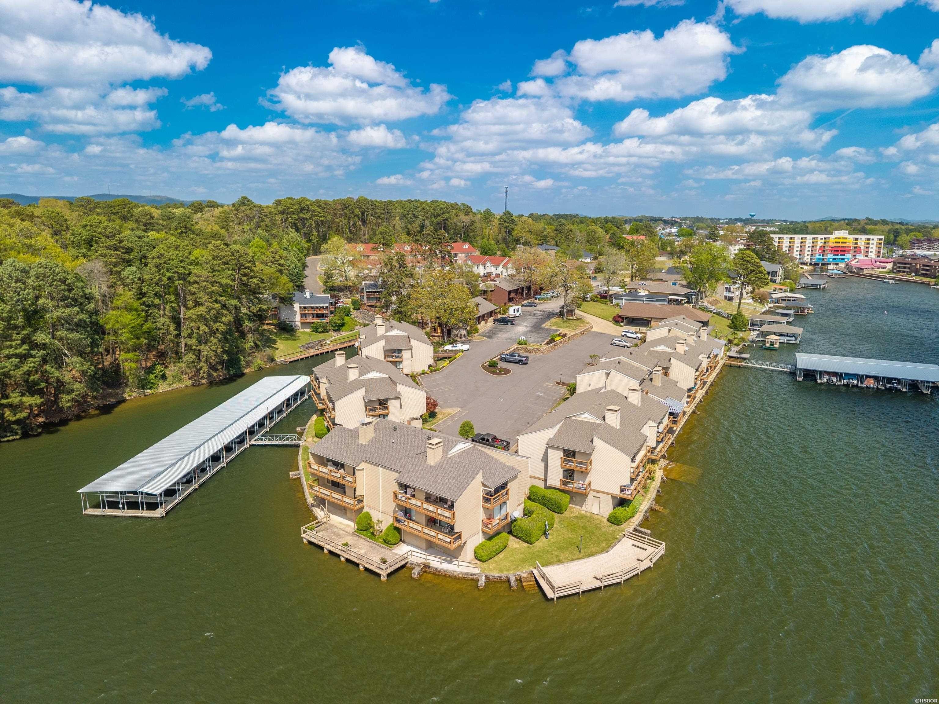 Condo 2BR 2BA - 200 PRETTI Point, Hot Springs, AR