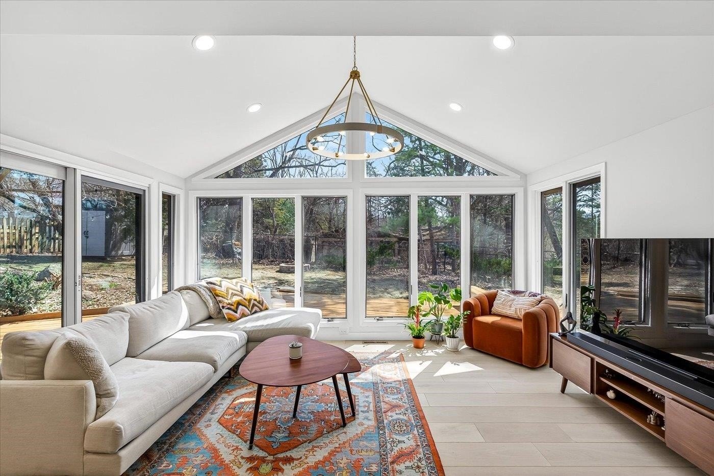 Single Family 4BR 4BA - 5117 Lake Mendota Drive, Madison, WI