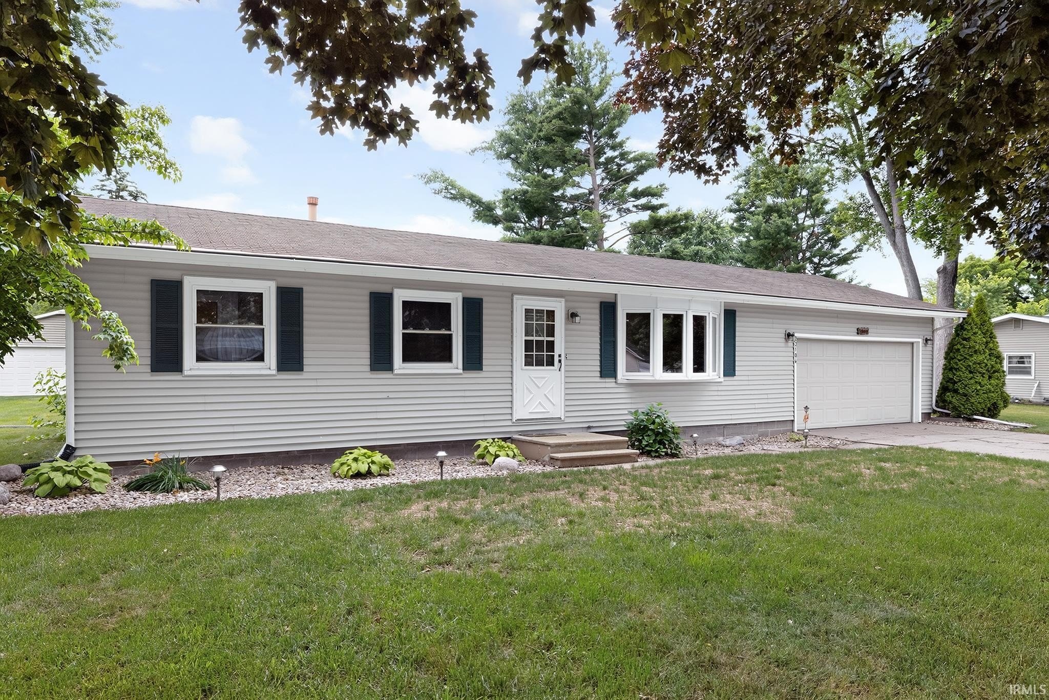 Single Family 3BR 1BA - 23186 Marydale Drive, Elkhart, IN
