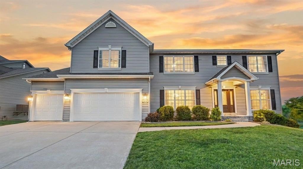 Single Family 5BR 6BA - 1211 Cashmere Lane, St Peters, MO