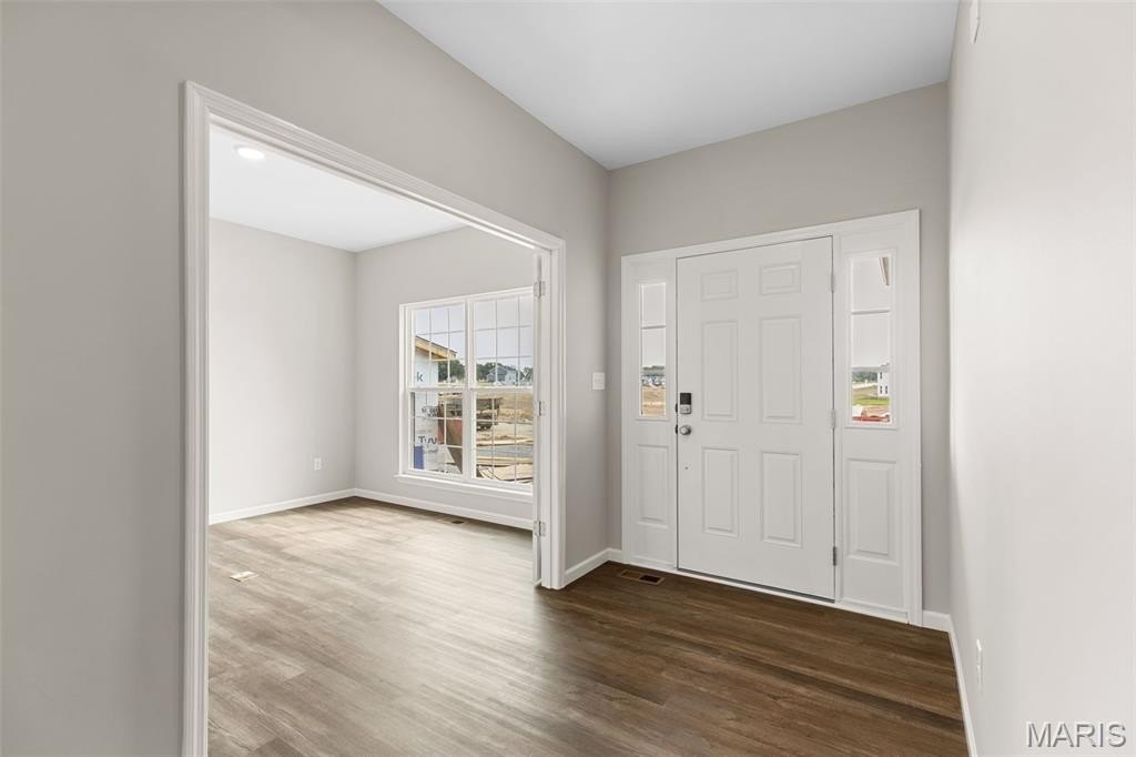Single Family 4BR 3BA - 225 Windmill View Drive, O'Fallon, MO