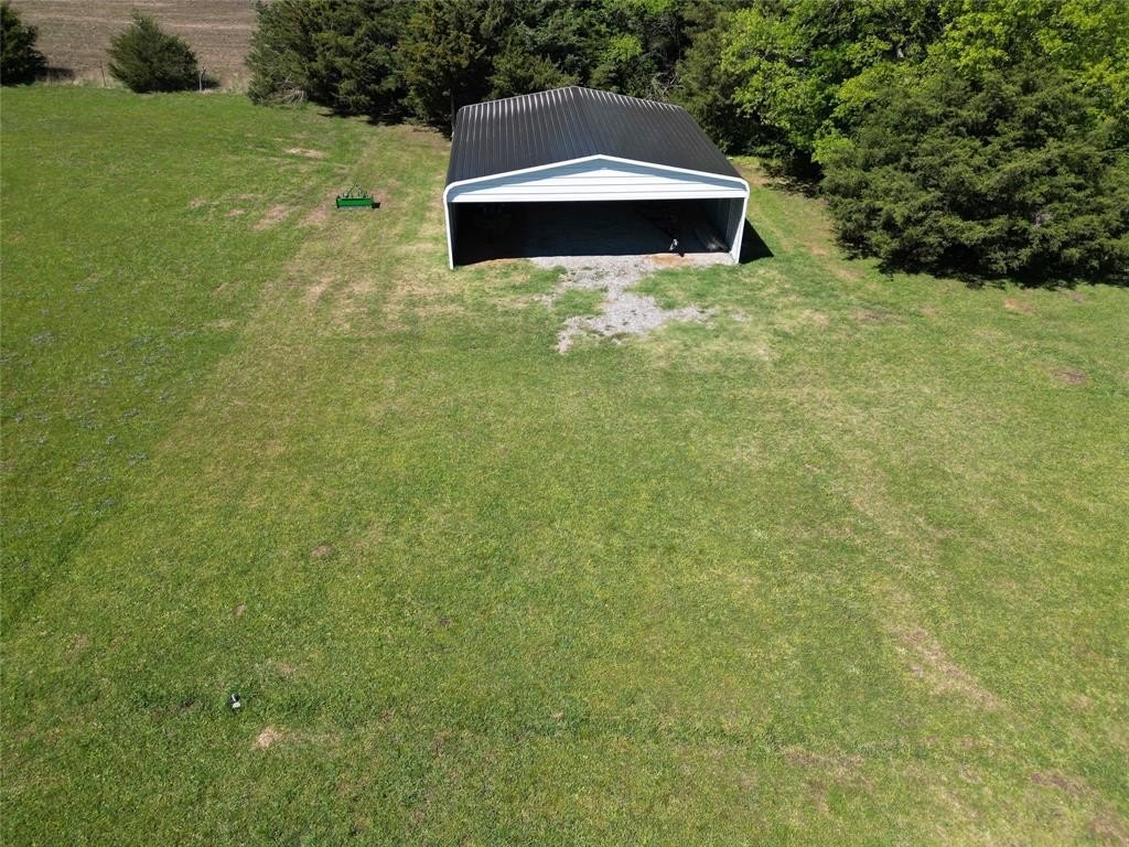 Single Family 5BR 5BA - 1726 County Road 1255, Savoy, TX