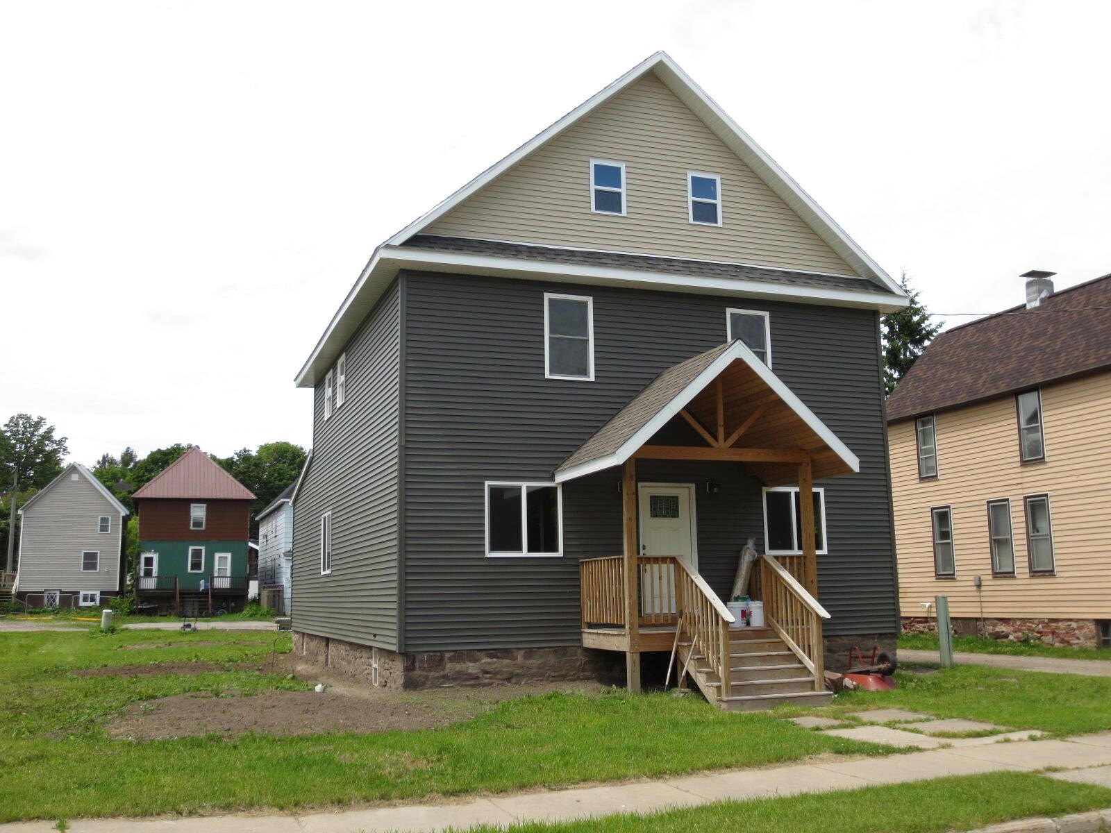 Single Family 3BR 3BA - 710 Helen St, Sault Ste Marie, MI