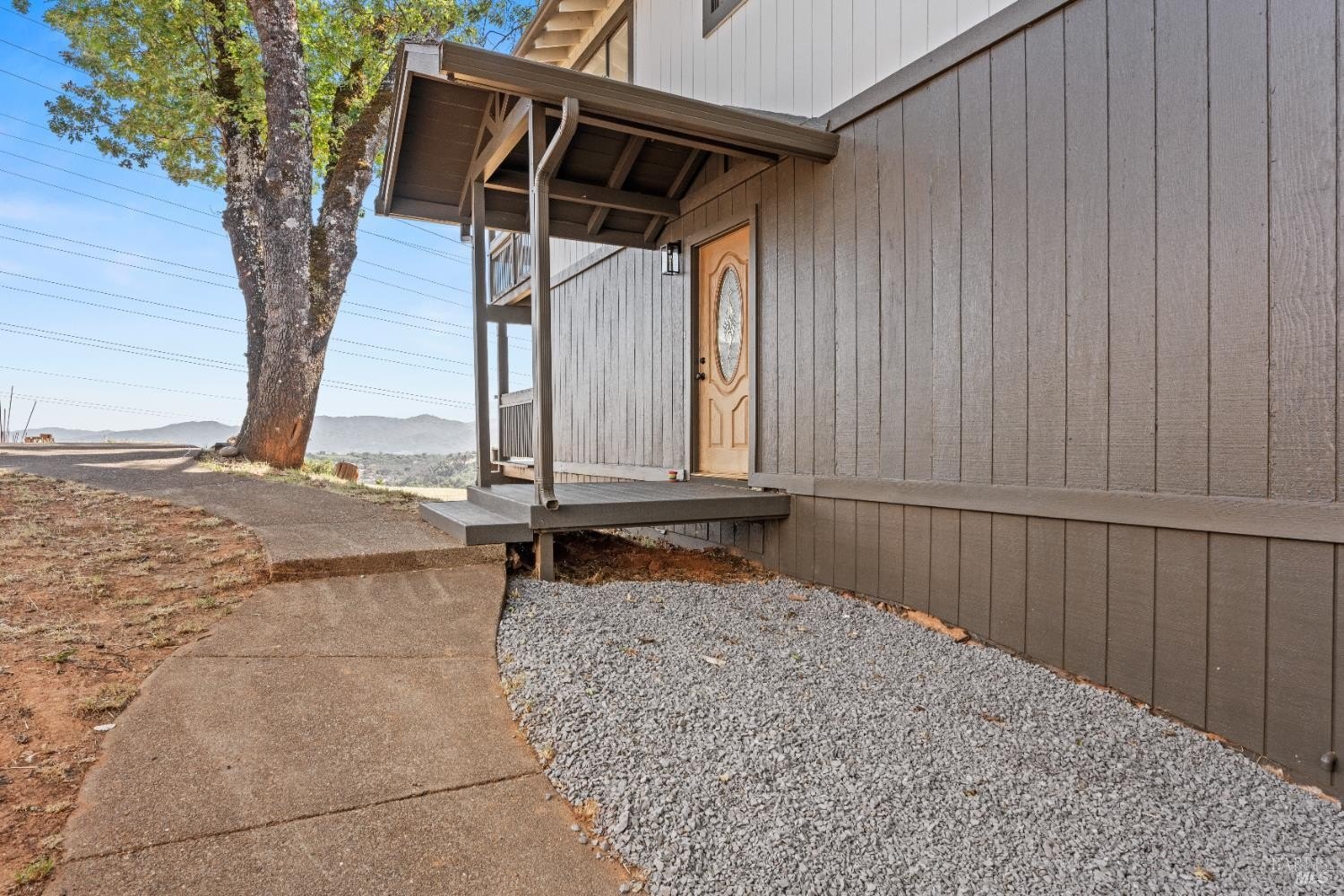 Single Family 3BR 3BA - 3850 Road B, Redwood Valley, CA