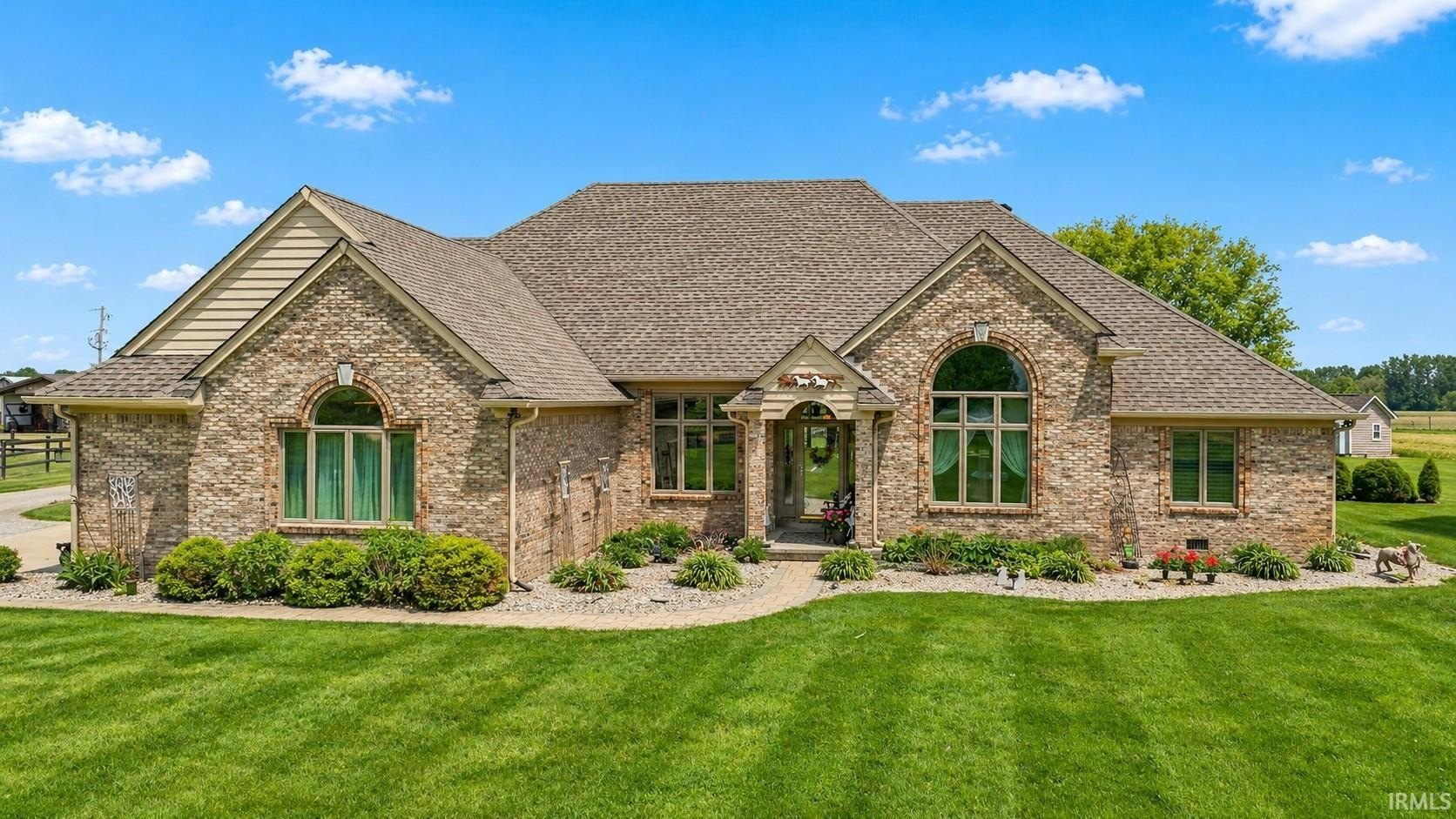 Single Family 4BR 4BA - 5915 E 350 Road, Franklin, IN