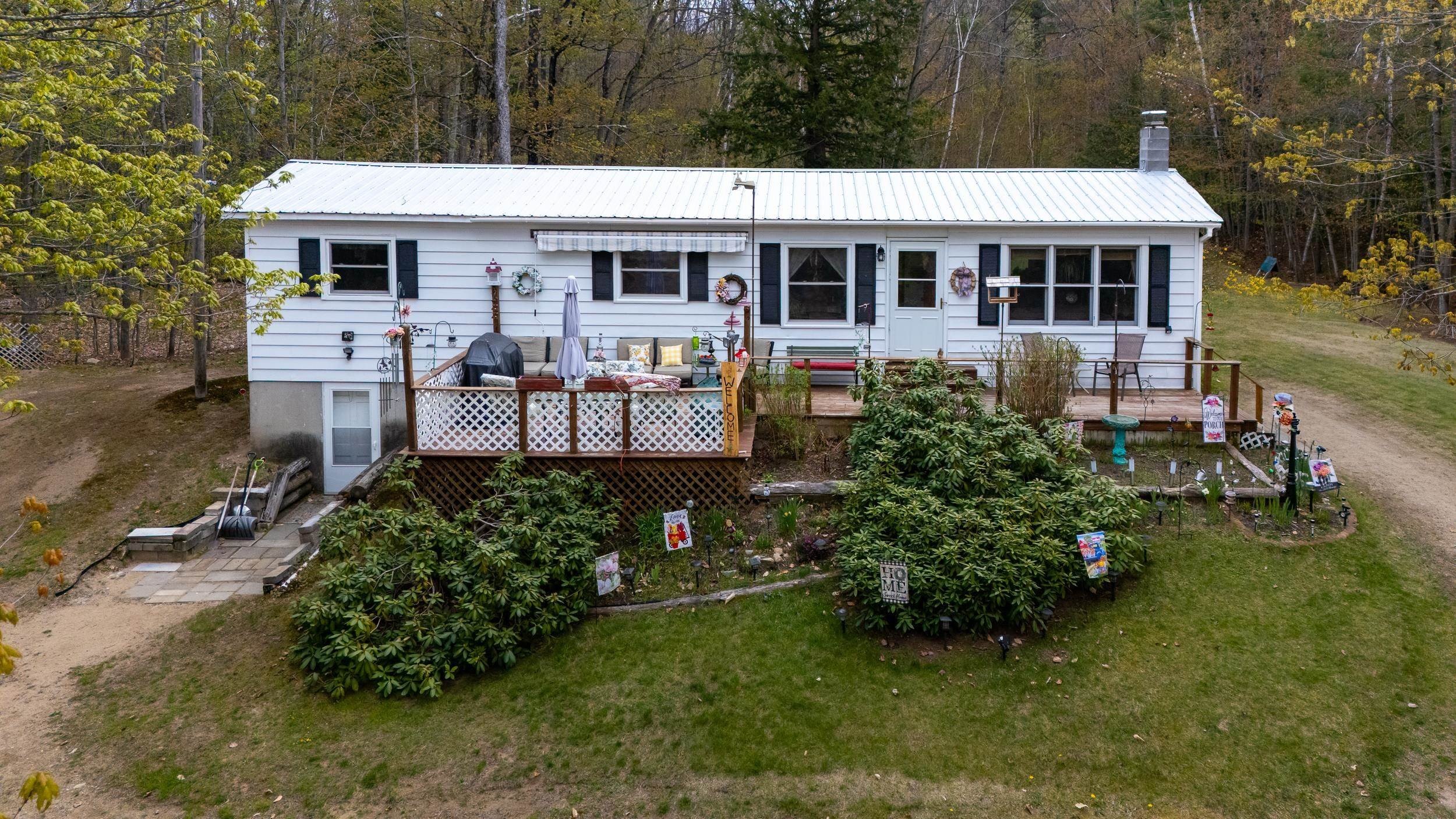 Single Family 2BR 1BA - 95 Albany Avenue, Bartlett, NH