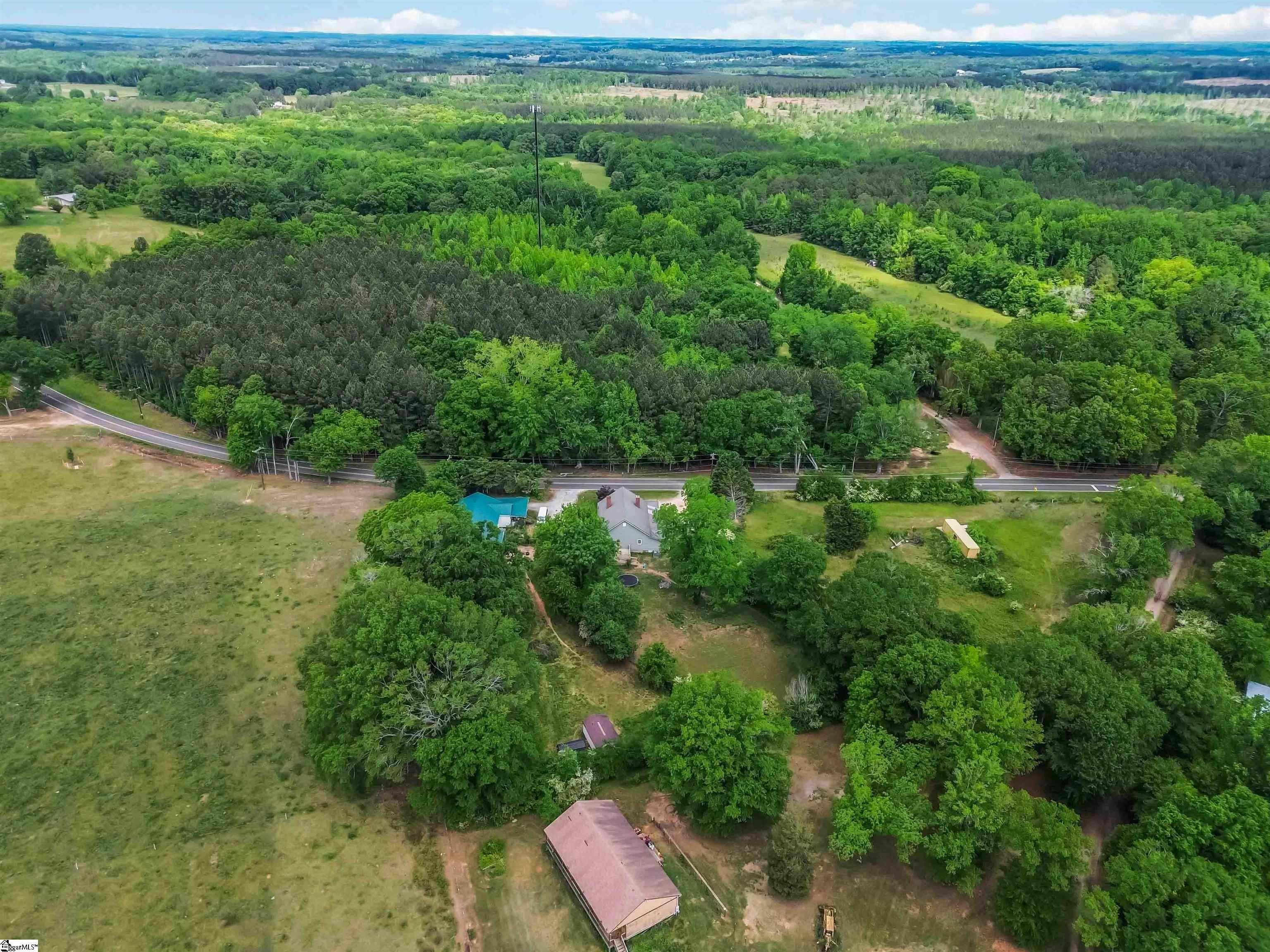 Single Family 3BR 1BA - 8768 Highway 92, Enoree, SC
