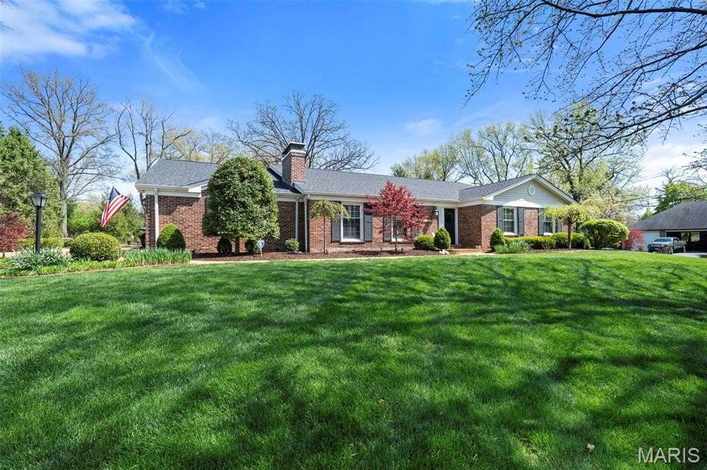 Single Family 6BR 7BA - 2104 N Ballas Road, Town and Country, MO