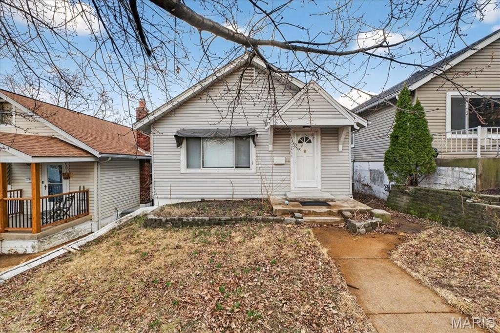 Single Family 2BR 1BA - 2164 Knox Ave, St Louis, MO