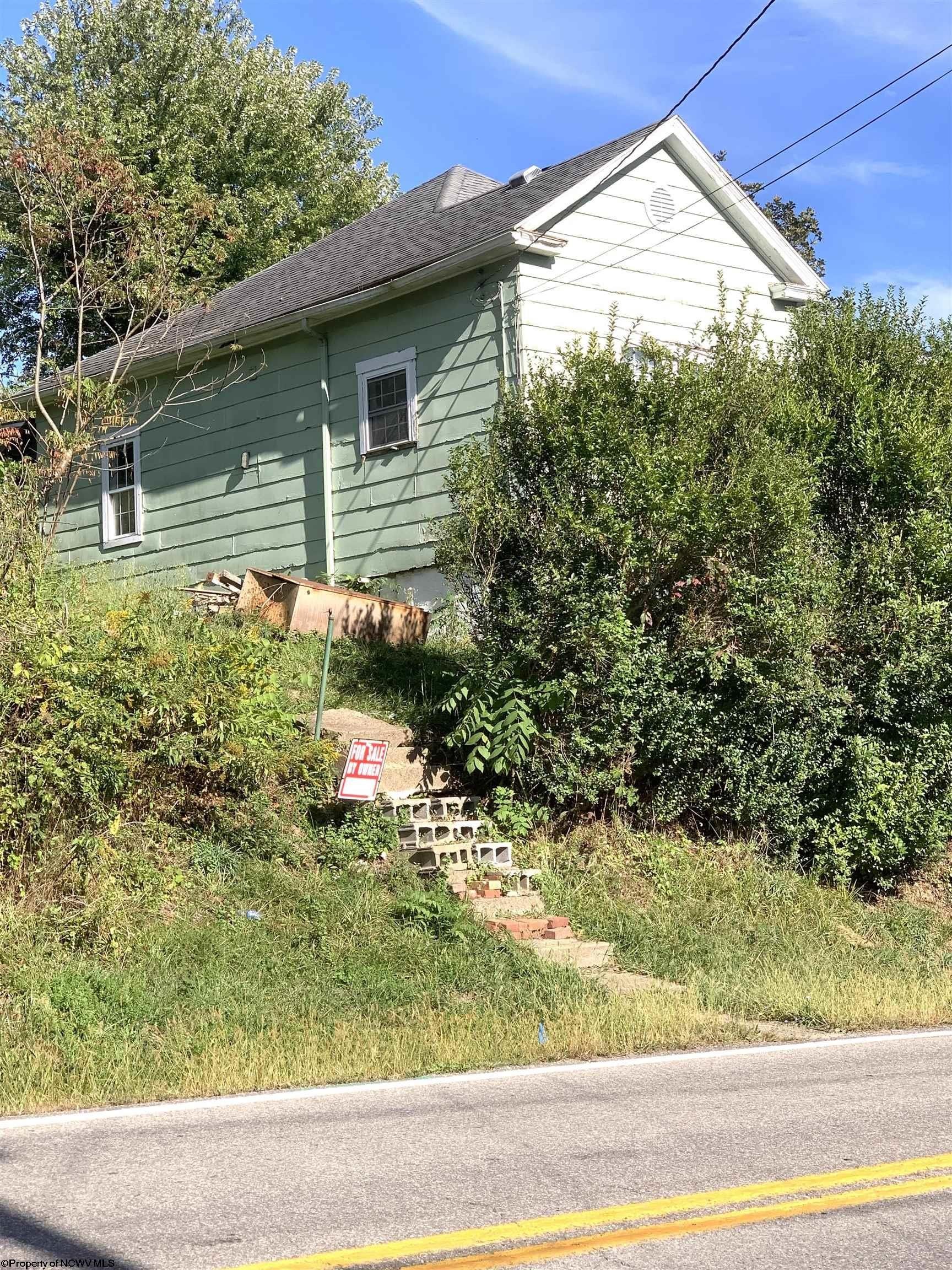 Single Family 2BR 1BA - 2589 Philippi Pike, Anmoore, WV