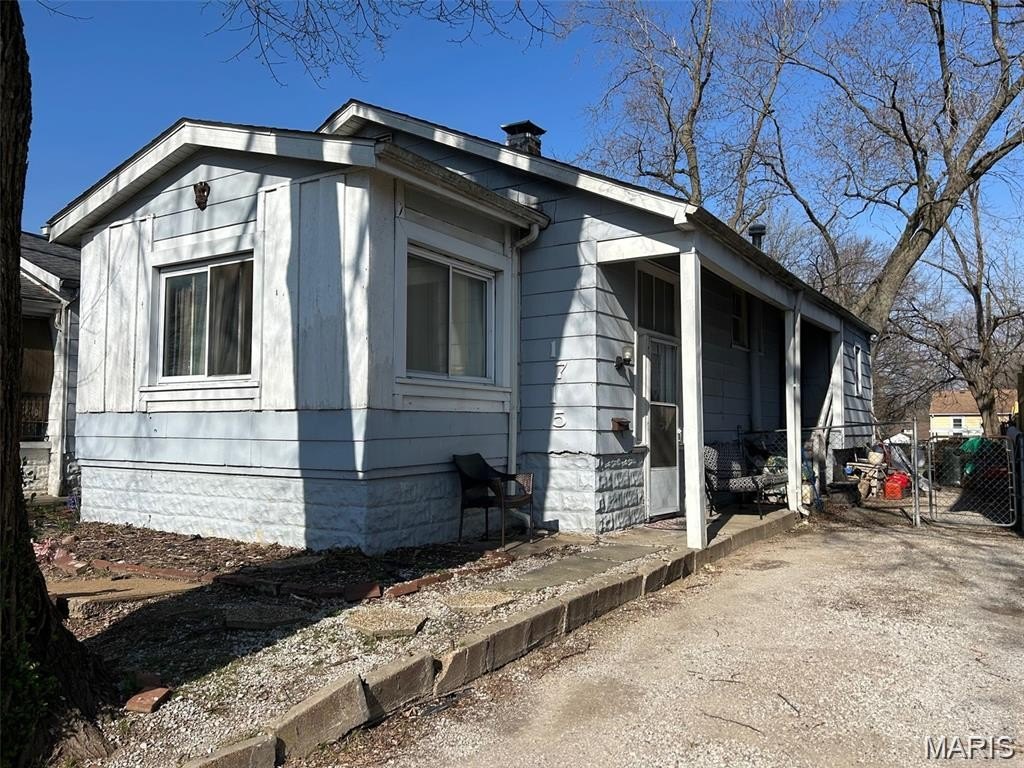 Single Family 2BR 1BA - 1715 Muren Boulevard, Belleville, IL