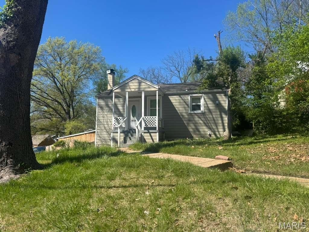 Single Family 2BR 2BA - 15 N Harvey Avenue, St Louis, MO