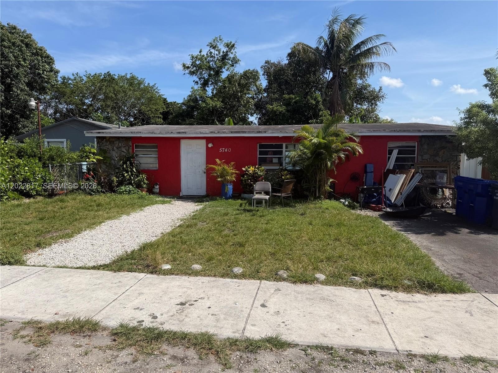 Single Family 3BR 2BA - 5740 Taylor St, Hollywood, FL